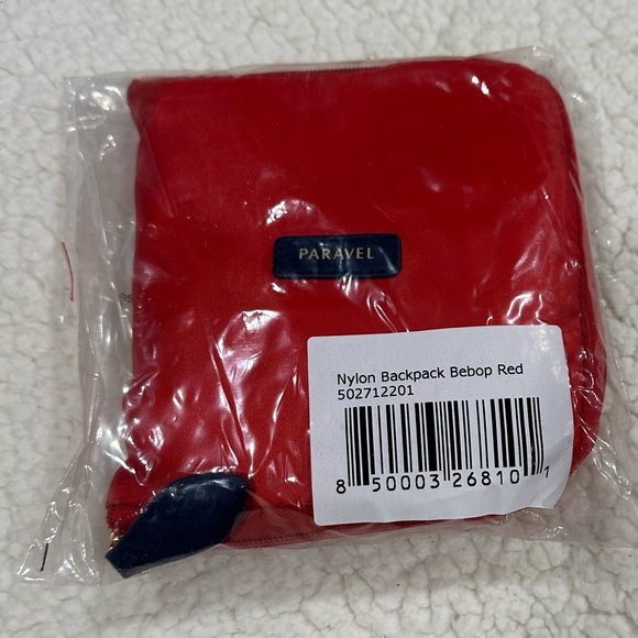 NEW Paravel Fold-up Backpack - Picture 2 of 5